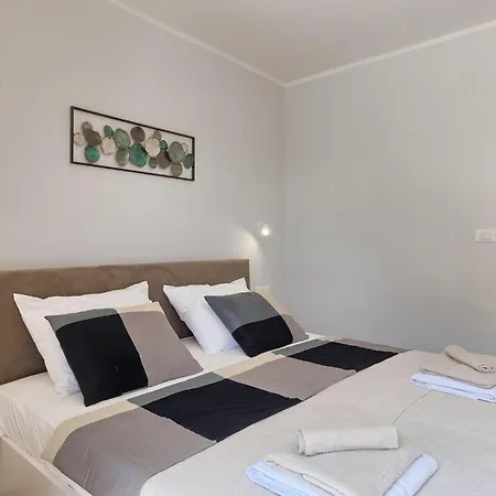 Libra * Nova Vas (Brtonigla)