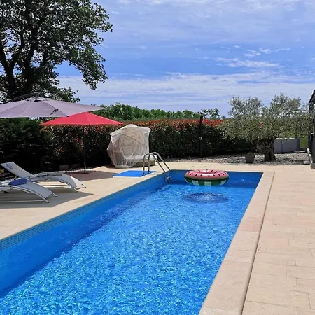 Holiday home Libra *