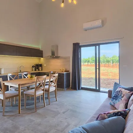 Libra * Nova Vas (Brtonigla)