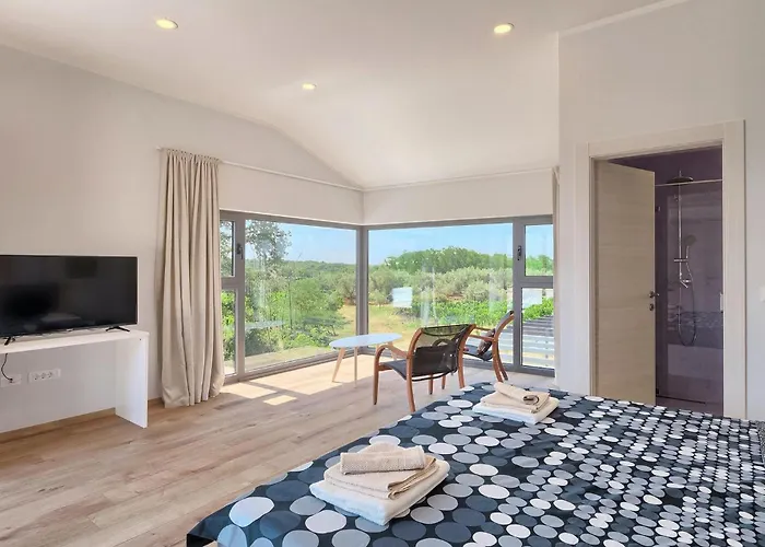 Libra * Nova Vas (Brtonigla)